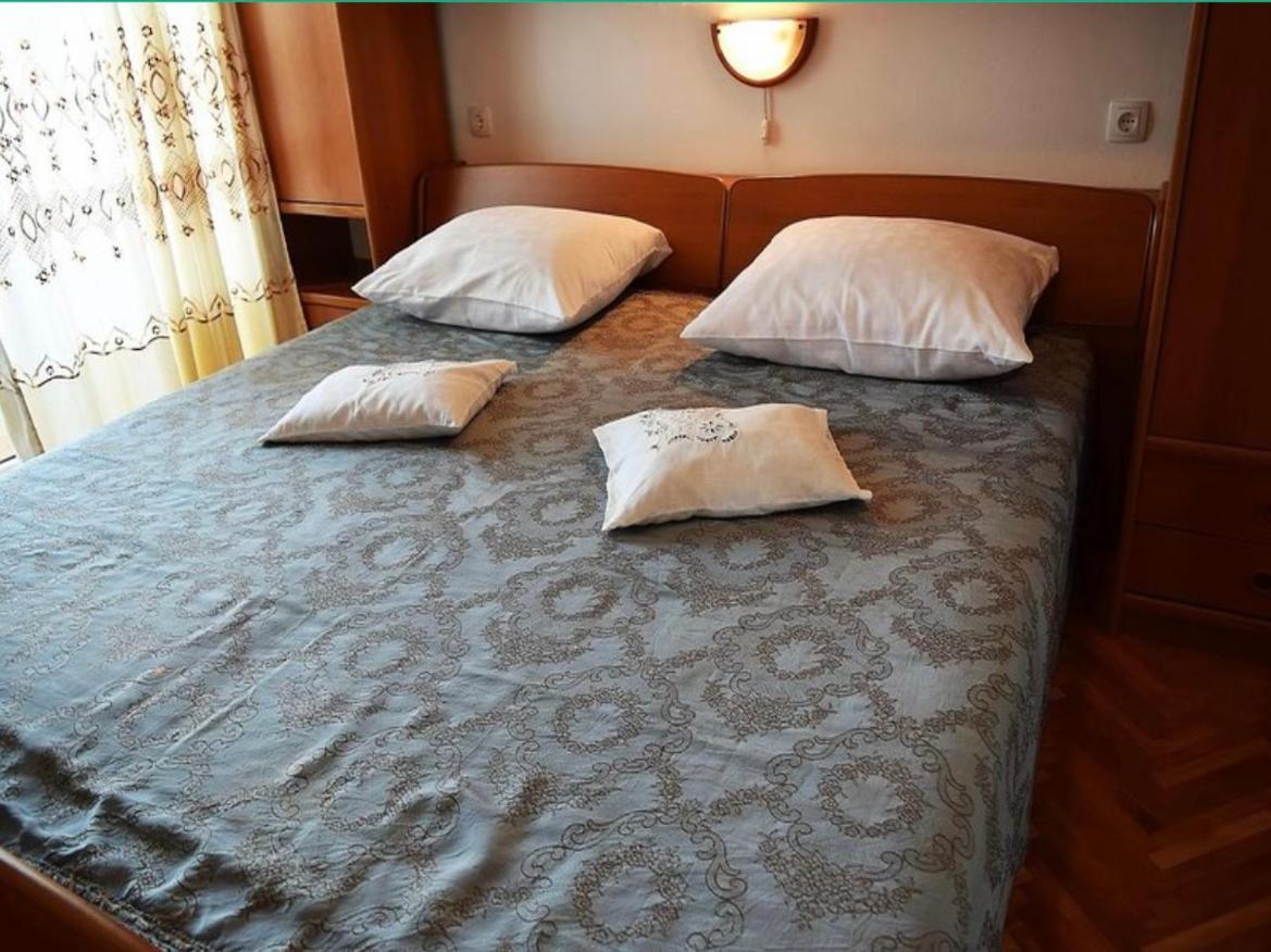 Eufemija-rab Apartman Kampor